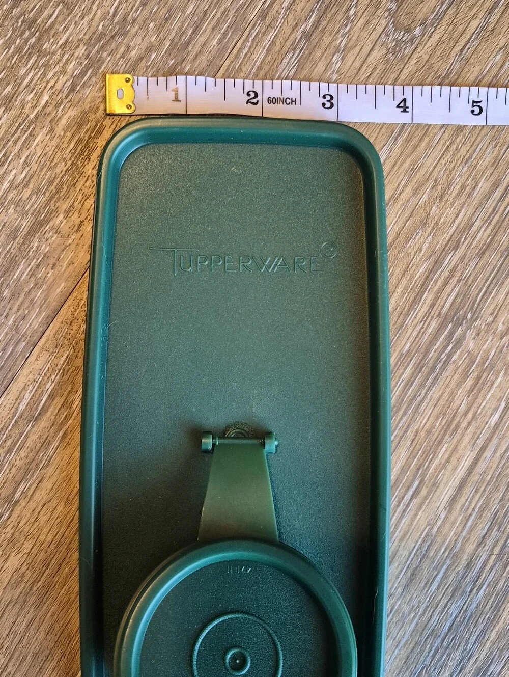 2 Hunter Green Tupperware Super Cereal Storer Replacement Seals